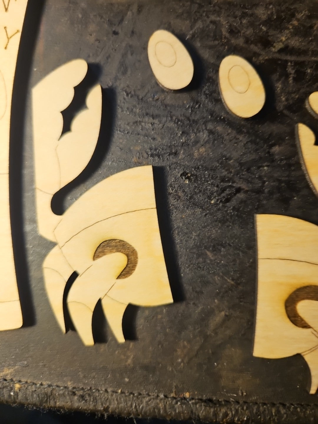 Handmade 3D Wood Cut Feeling Crabby Hair Claw Clip 4" KIT