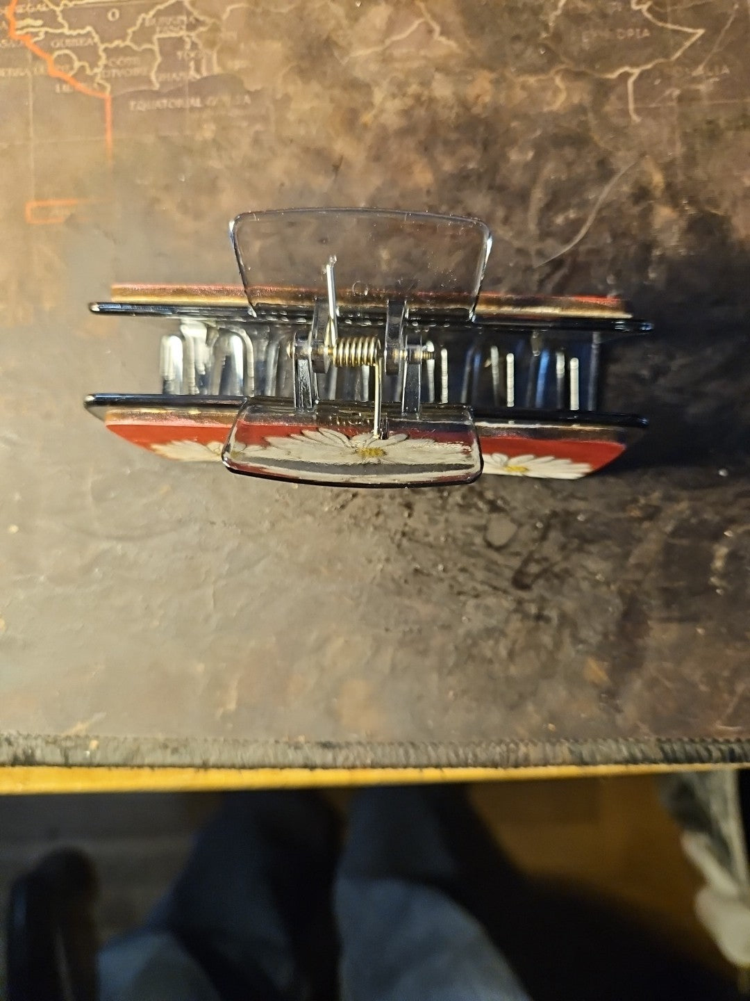 Handmade 2D Wood Cut Daisies Hair Claw Clip 4" Hand Painted and Assembled