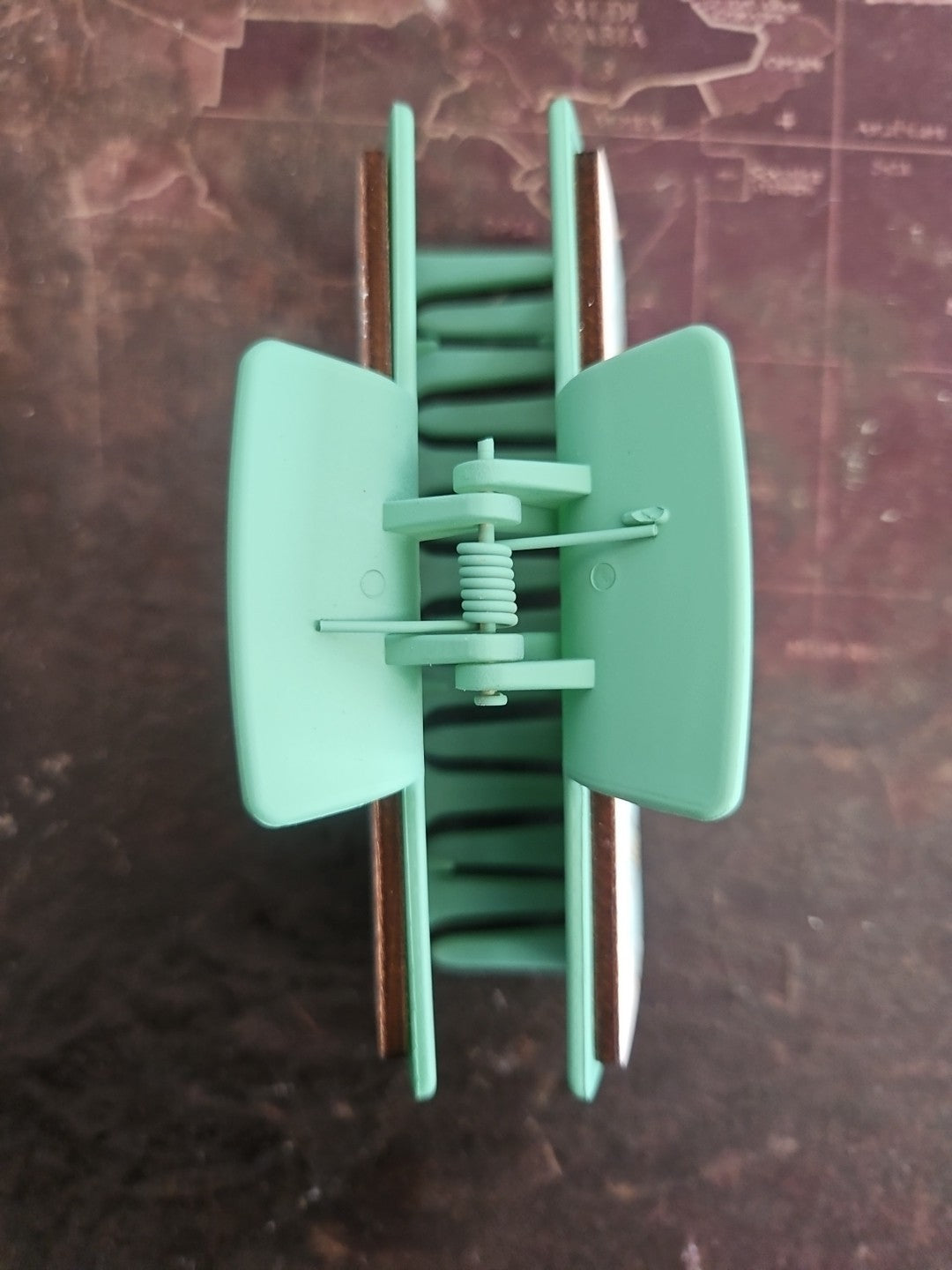 Handmade 2D Wood Cut Daisys Hair Claw Clip 4" Hand Painted and Assembled