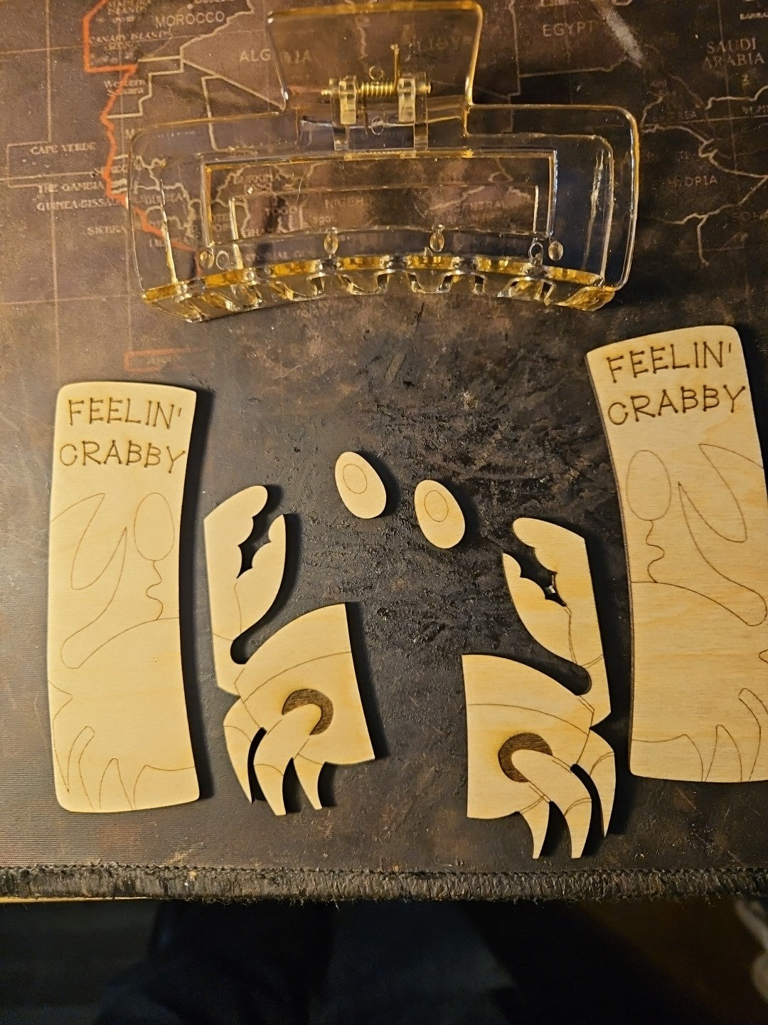 Handmade 3D Wood Cut Feeling Crabby Hair Claw Clip 4" KIT