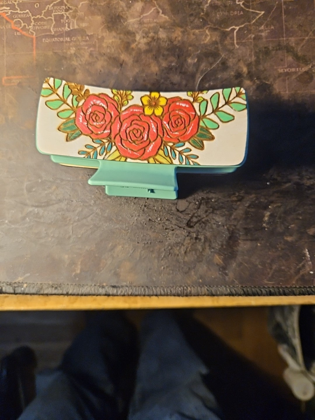 Handmade 2D Wood Cut Roses Hair Claw Clip 4" Assembled